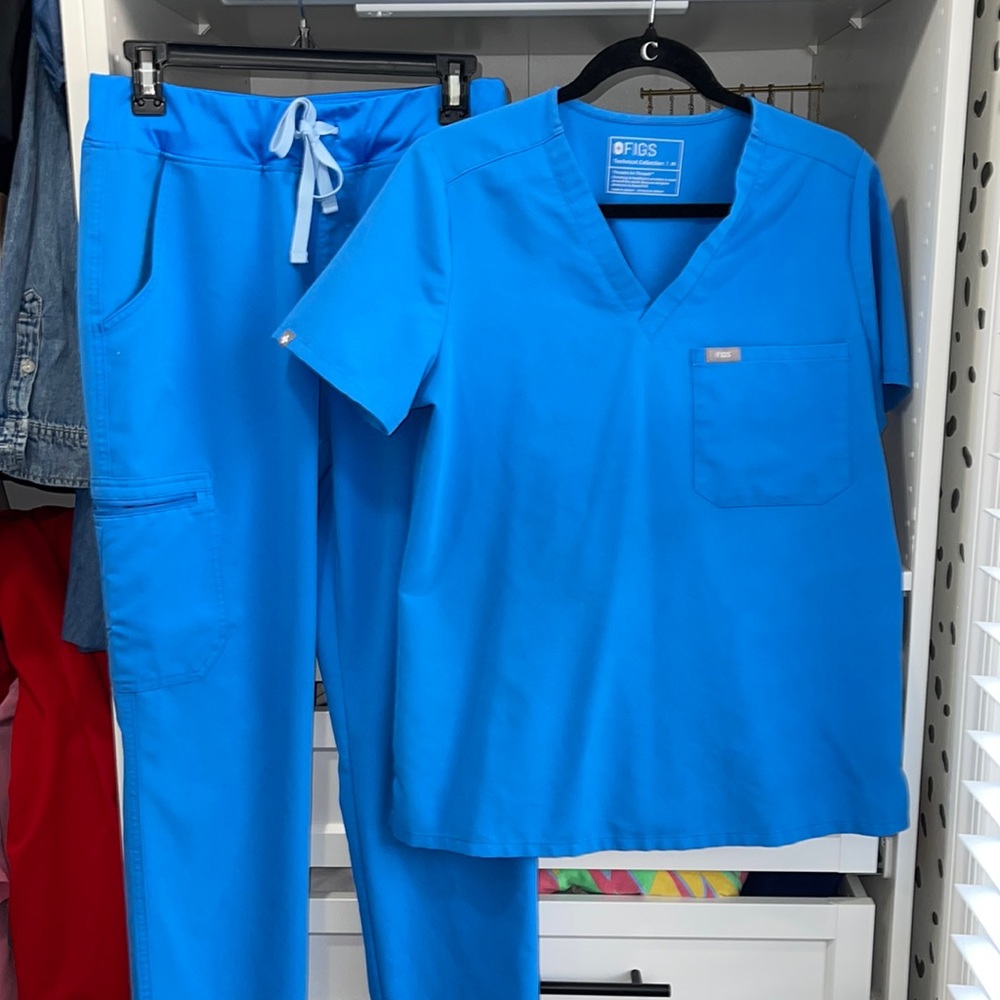 Figs Blue Scrub Set